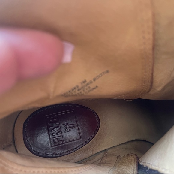 FRYE Patty Riding Ankle Boots Size 7 - Picture 6 of 8